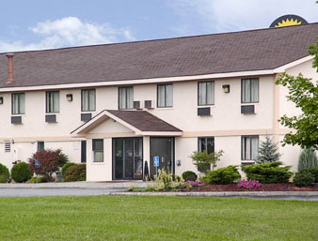 Days Inn By Wyndham Hornell Ny Экстерьер фото