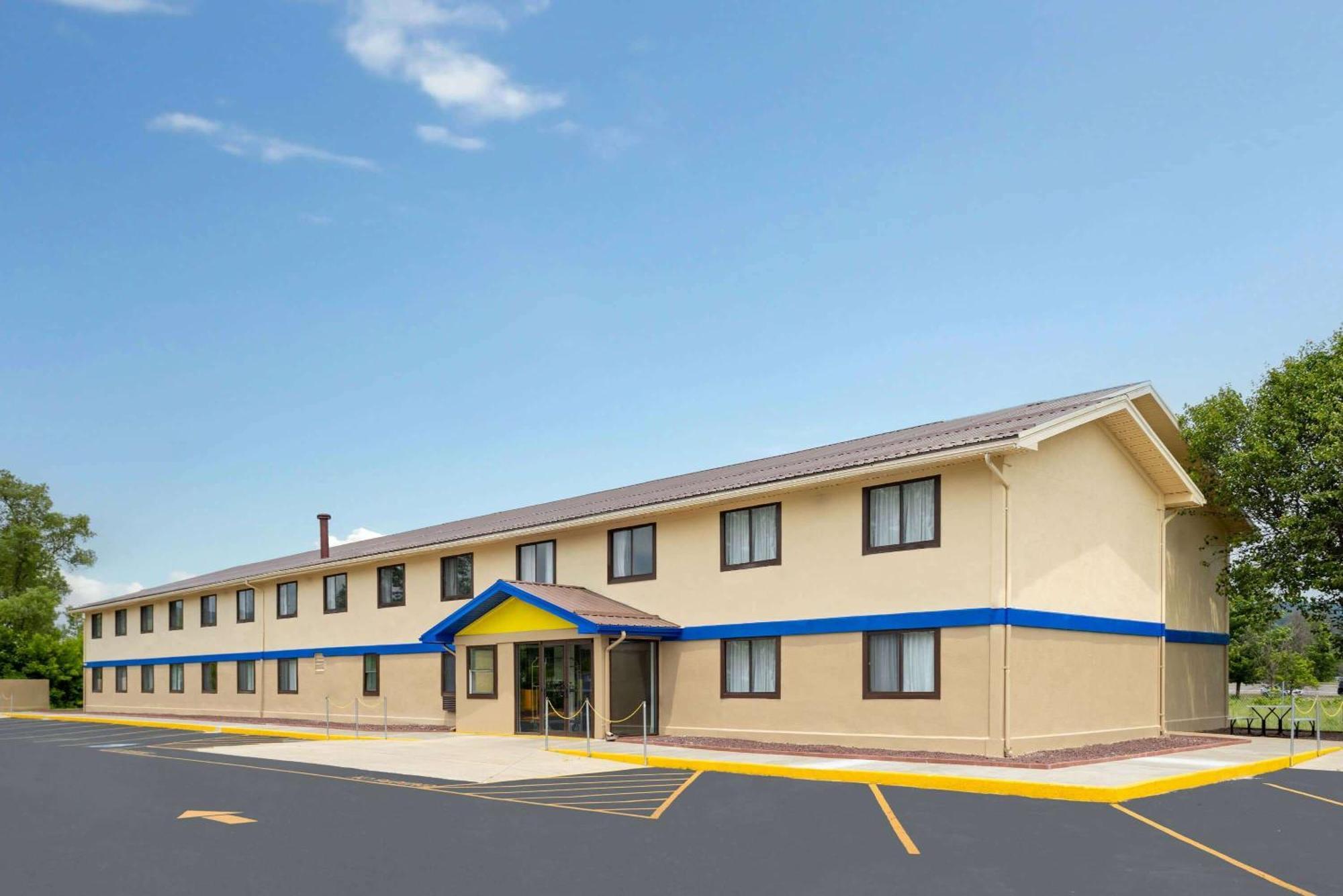 Days Inn By Wyndham Hornell Ny Экстерьер фото